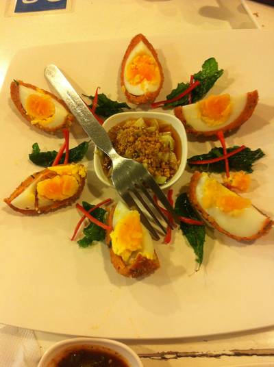 ร้านอาหาร ร้านก๋วยเตี๋ยวหมู 1000 เส้น