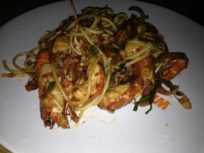 สปาเก็ตตี้ต้มยำกุ้ง จานนี้รสชาติดี ที่ ร้านอาหาร In The Box Bar Station