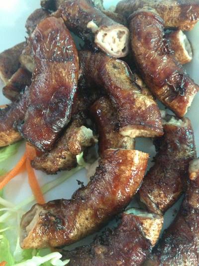 ใส้ย่าง ที่ ร้านอาหาร อีสานเฮ้าส์