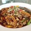 ราดหน้าปลาเต้าซี่ ที่ ร้านอาหาร Ming Xing Chinese Restaurant