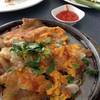 อ่อส่วน แป้งกรอบนิดๆ เสียดาย หอยไม่ใหญ่เท่าไหร่ ที่ ร้านอาหาร หมี่กรอบจีนหลี