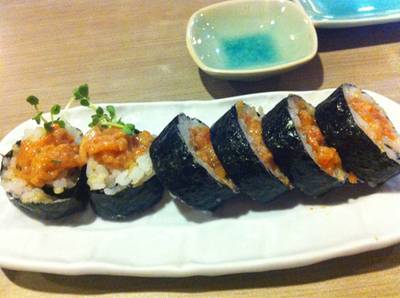 Spicy Salmon Sushi ที่ ร้านอาหาร Isao