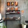 ชั้นขนมเก๋ๆ ที่ ร้านอาหาร Amatissimo caffe