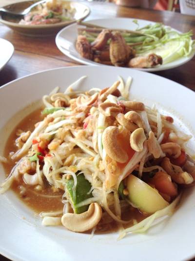 ร้านอาหาร ต้นน้ำ บางปะอิน