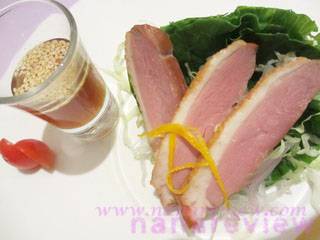 สลัดเป็ดรมควัน ที่ ร้านอาหาร Tokiya Fusion Steak Course Siam Discovery