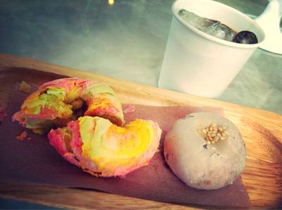 ขนมออร์เดริฟ พร้อมชานม !! ที่ ร้านอาหาร Phuket Tea Station