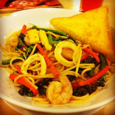 ร้านอาหาร Eat Am Are