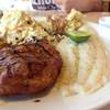 สเต้ก Combination หมูกระเทียมพริกไทยและปลาดอลลี่ ที่ ร้านอาหาร Eat Am Are