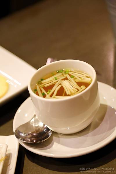 ร้านอาหาร BonChon Chicken Central World