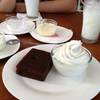 Brownie Ice ที่ ร้านอาหาร Smile Milk Smile For Miles