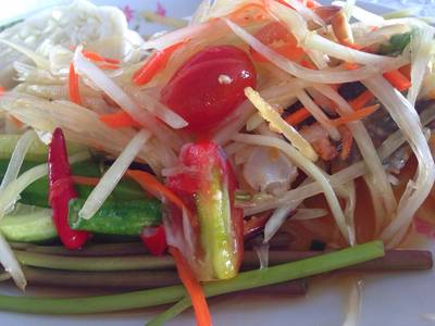 ส้มตำปูม้า ที่ ร้านอาหาร ปรีชา ซีฟู้ด