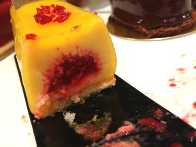 ร้านอาหาร Let Them Eat Cake