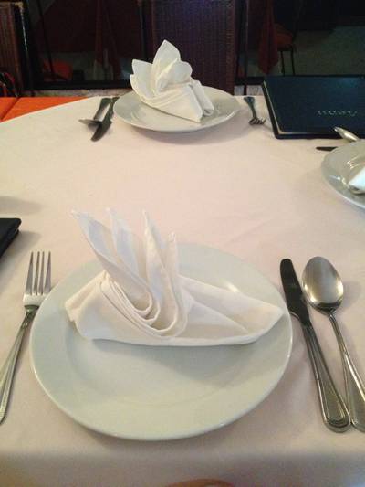 โต๊ะเซ็ทมาดูดี ที่ ร้านอาหาร La Villa หัวหิน