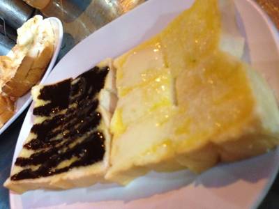 ร้านอาหาร ขนมปังเจ้าอร่อยเด็ดเยาวราช