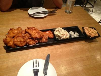 ร้านอาหาร BonChon Chicken Central World