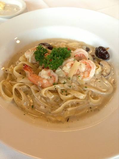 ร้านอาหาร Greyhound Cafe Avenue รัชโยธิน