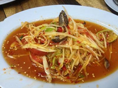 ร้านอาหาร แซ่บวัน ตำซั่ว