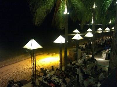 อาหารอร่อย บรรยากาศดี ราคาไม่แพง... ที่ ร้านอาหาร มุมอร่อย ศรีราชา