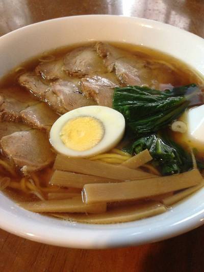 ชาชูราเมน ที่ ร้านอาหาร โมโมทาโร่