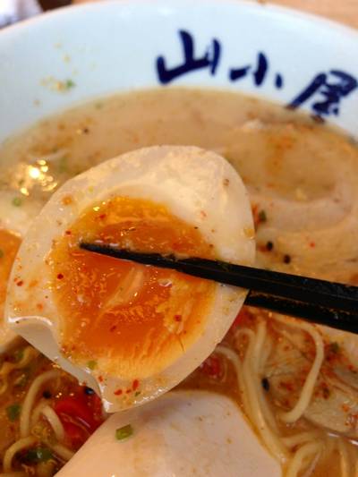 ไข่มะยูมเยิ้ม..เยิ้ม กลมกล่อม ที่ ร้านอาหาร Yamagoya Ramen ทองหล่อ 13