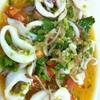 ยำปลาหมึก จานใหญ่ 200 ที่ ร้านอาหาร เส่ย