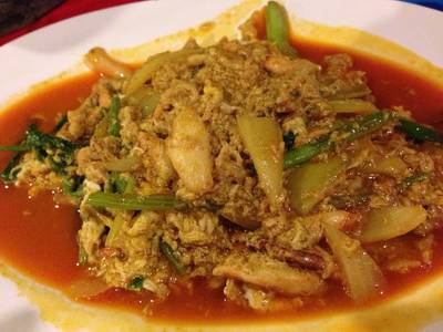 เนื้อปูผัดผงกะหรี่ ที่ ร้านอาหาร เปียอู๋โภชนา