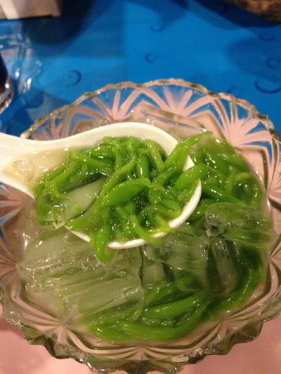 ลอดช่อง ที่ ร้านอาหาร เปียอู๋โภชนา