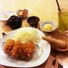 ข้าวสันในหมูสอดไส้ชีส ชีสเยิ้มๆข้างใน ต้องทานตอนร้อนๆ ที่ ร้านอาหาร Katsu King X Siam