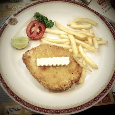 Menu 18 ที่ ร้านอาหาร ถูกและดี Foodland เอกมัย