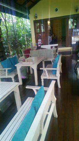 ร้านอาหาร Mai bakery in garden