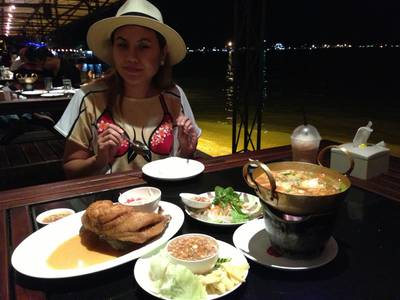 ร้านอาหาร มุมอร่อย ศรีราชา