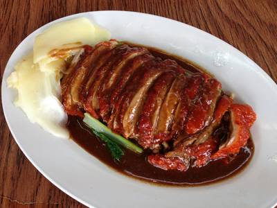 เป็ดย่าง ที่ ร้านอาหาร เป็ดย่างลิตเติ้ลดั๊ก ลาซาล 30