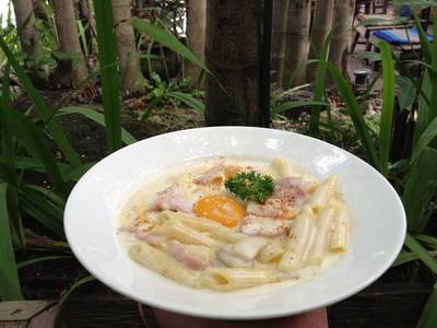 ร้านอาหาร บ้านในสวน