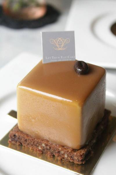 ร้านอาหาร Let Them Eat Cake