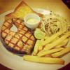 ร้านอาหาร Eat Am Are