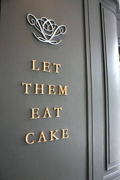 ร้านอาหาร Let Them Eat Cake
