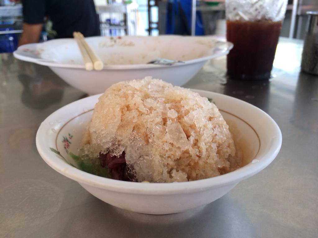 ขนมหวาน 😋 ที่ ร้านอาหาร ก๋วยเตี๋ยวดู๋ดี๋ เจ๊อุ๊