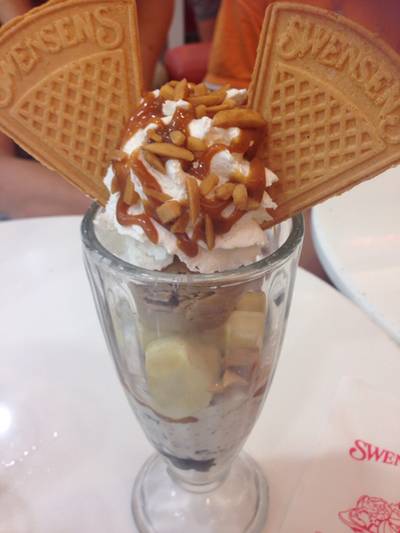 ร้านอาหาร Swensen  โลตัสบางพลี