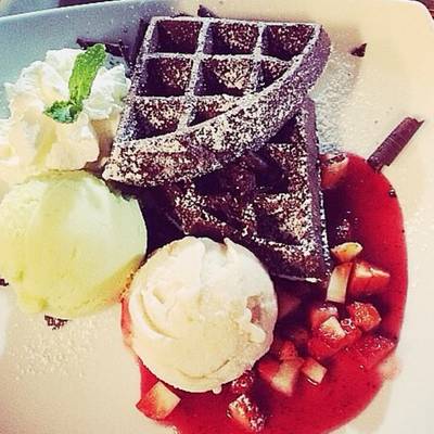 kiss ‘n Kiss Waffle
หวาน กรอบ อร่อย ฟินมาก ^___^ ที่ ร้านอาหาร iberry La Villa PHAHON YOTHIN kiss ‘n Kiss Waffle
หวาน กรอบ อร่อย ฟินมาก ^___^ ที่ ร้านอาหาร iberry La Villa PHAHON YOTHIN