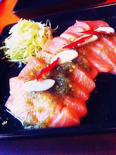 แซลมอนแซ่บ รสชาติจัดจ้าน อร่อยมาก ที่ ร้านอาหาร Fillmore St. Eatery & Drinks แซลมอนแซ่บ รสชาติจัดจ้าน อร่อยมาก ที่ ร้านอาหาร Fillmore St. Eatery & Drinks