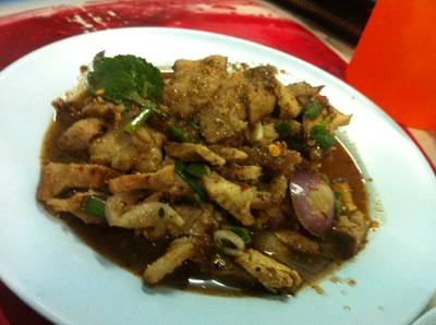 น้ำตกคอหมูย่าง ที่ ร้านอาหาร ร้านส้มตำ (ซอยสุขุมวิท 24/1) น้ำตกคอหมูย่าง ที่ ร้านอาหาร ร้านส้มตำ (ซอยสุขุมวิท 24/1)