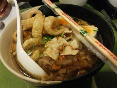 เฝอต้มยำ สักจานไหมคะ  ที่ ร้านอาหาร Viet Cuisine Silom Complex
