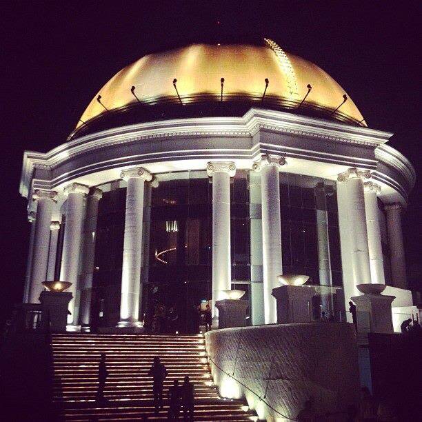 ร้านอาหาร Sirocco