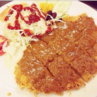 สลัดหมูทอด ^___^ ที่ ร้านอาหาร Cheo Ga Jib สลัดหมูทอด ^___^ ที่ ร้านอาหาร Cheo Ga Jib