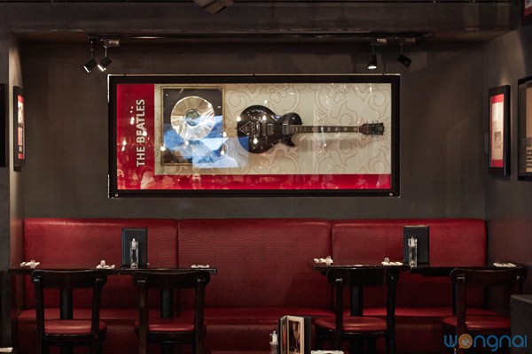 แฮงเอ้าท์สุดชิล สไตล์ร็อกเกอร์ ครบทั้งดนตรีและรสชาติที่ Hard Rock Cafe กรุงเทพฯ